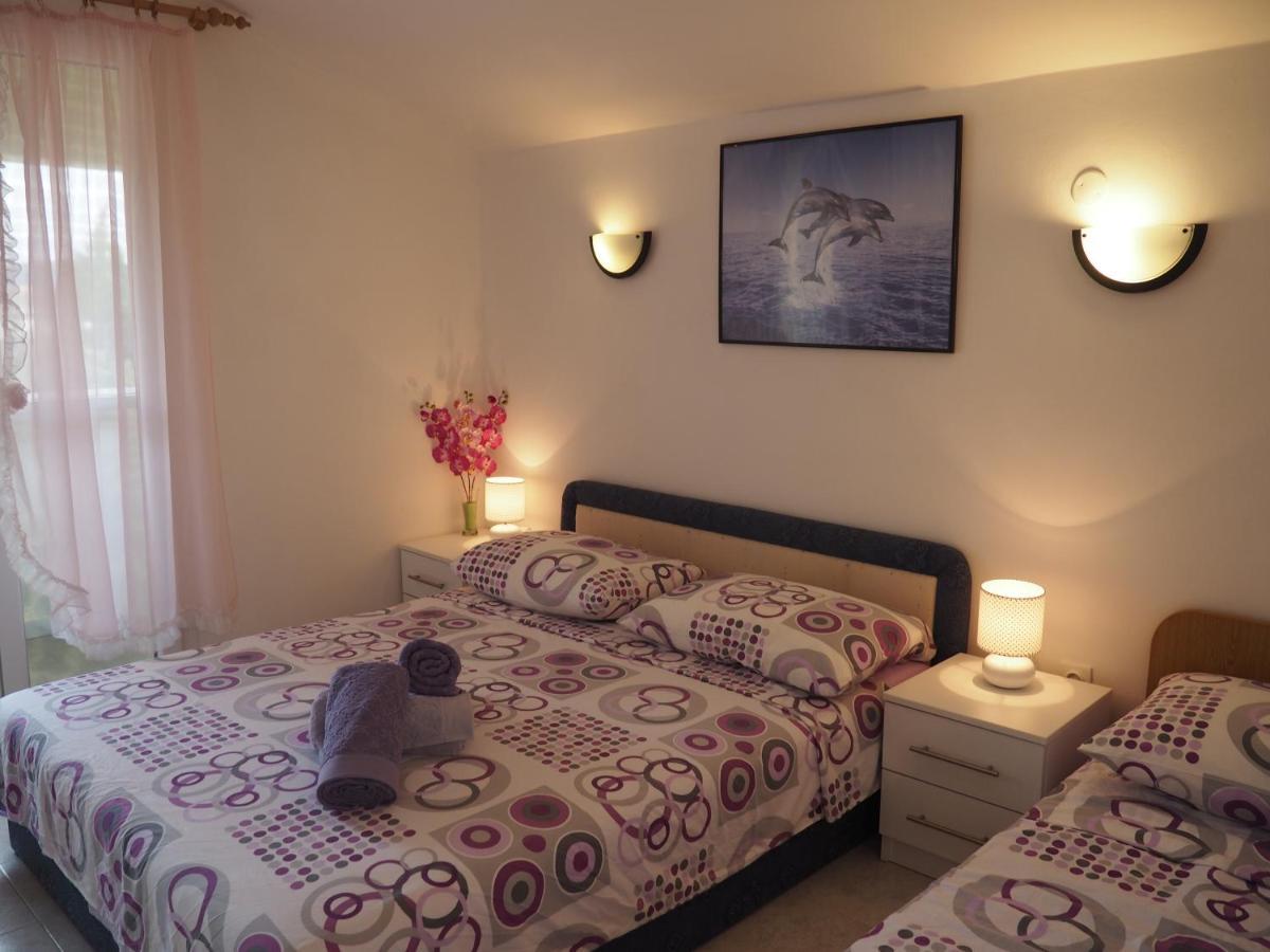 Apartments By The Sea Sevid, Trogir - 11505 Exterior photo